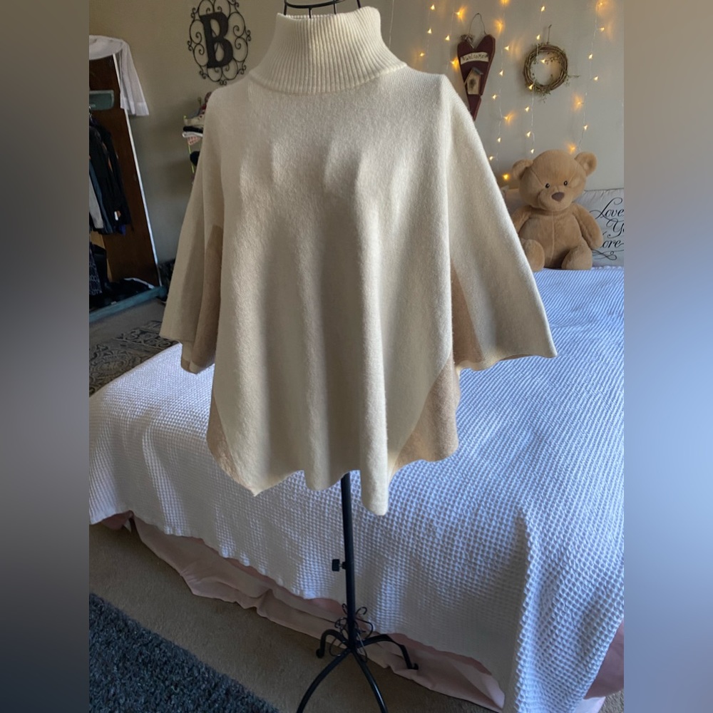 tan/beige shrug/poncho